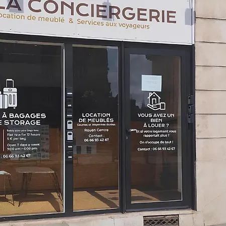 Jean Paul 2 Au Coeur De , Gare 
