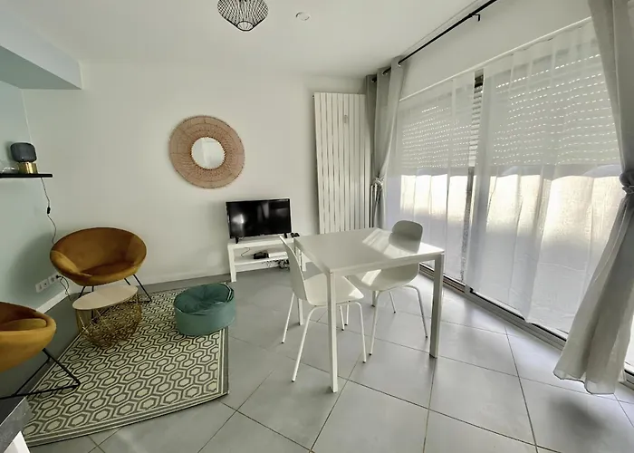 Jean Paul 2 Au Cœur De , Gare Ménage&linge Inclus